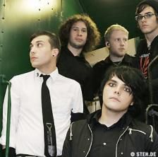 my chemical romance sunt o trupa de rock alternativ infiintata in 2001 in new jersey, statele unite.
